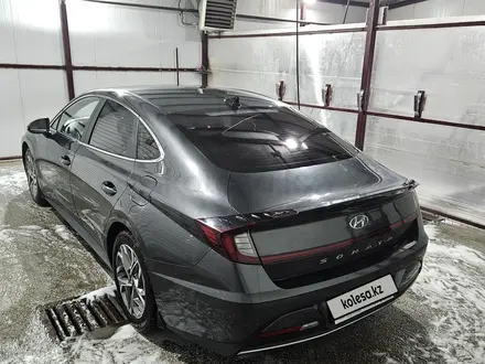 Hyundai Sonata 2022 года за 10 000 000 тг. в Семей – фото 3