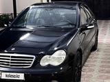 Mercedes-Benz C 180 2003 года за 1 700 000 тг. в Жанаозен