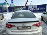 Hyundai Sonata 2015 годаfor6 700 000 тг. в Астана – фото 3