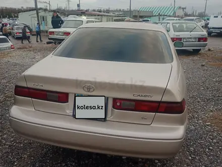 Toyota Camry 1999 года за 3 000 000 тг. в Шымкент – фото 5