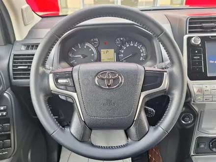 Toyota Land Cruiser Prado 2019 годаүшін22 100 000 тг. в Астана – фото 13