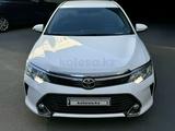 Toyota Camry 2015 годаfor11 000 000 тг. в Астана – фото 3