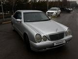 Mercedes-Benz E 240 1999 годаүшін4 450 000 тг. в Алматы – фото 3