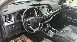 Toyota Highlander 2019 годаүшін14 000 000 тг. в Актау – фото 4