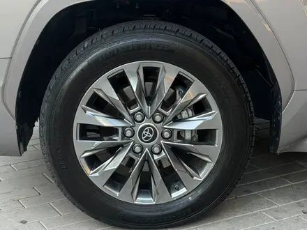 Toyota Land Cruiser 2022 года за 43 500 000 тг. в Астана – фото 19