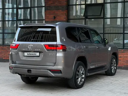 Toyota Land Cruiser 2022 года за 43 500 000 тг. в Астана – фото 5
