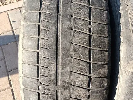 Шины 205/55 R16 — "Bridgestone Blizzak Revo GZ" (Япония), летние. за 10 000 тг. в Астана – фото 4