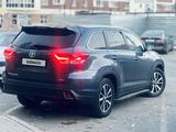 Toyota Highlander 2019 года за 16 000 000 тг. в Астана – фото 3