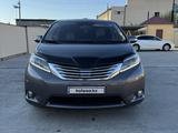 Toyota Sienna 2015 года за 14 300 000 тг. в Атырау – фото 2