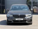 BMW 540 2017 года за 19 000 000 тг. в Алматы – фото 2