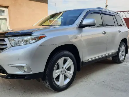 Toyota Highlander 2013 года за 14 200 000 тг. в Шымкент