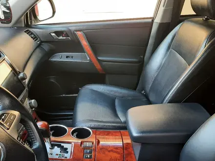Toyota Highlander 2013 года за 14 200 000 тг. в Шымкент – фото 19