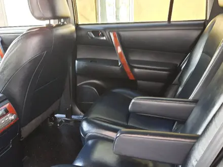 Toyota Highlander 2013 года за 14 200 000 тг. в Шымкент – фото 25