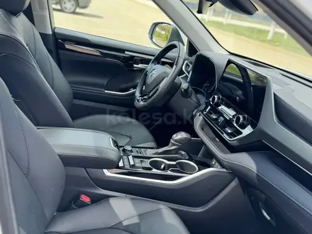 Toyota Highlander 2022 года за 23 000 000 тг. в Астана – фото 5