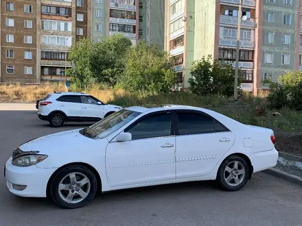 Toyota Camry 2002 года за 5 100 000 тг. в Караганда – фото 3