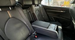 Toyota Camry 2018 года за 13 500 000 тг. в Алматы – фото 5