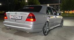 Обвес Mercedes-benz w202 C-class передний бампер задний пороги туманки за 35 000 тг. в Алматы – фото 2