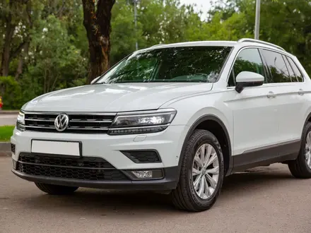 Volkswagen Tiguan 2017 года за 11 000 000 тг. в Алматы