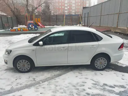 Volkswagen Polo 2015 года за 5 200 000 тг. в Костанай