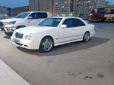 Mercedes-Benz E 320 2001 года за 5 500 000 тг. в Актау – фото 3