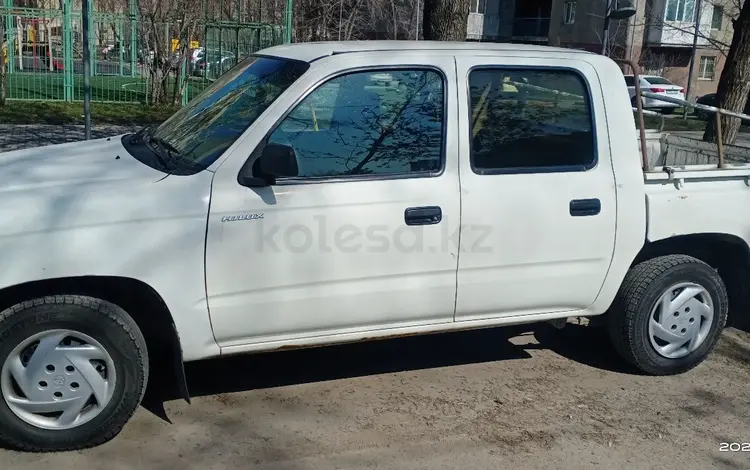 Toyota Hilux 2001 годаүшін3 000 000 тг. в Алматы