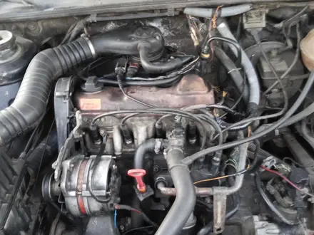 Volkswagen Passat 1991 года за 1 100 000 тг. в Семей