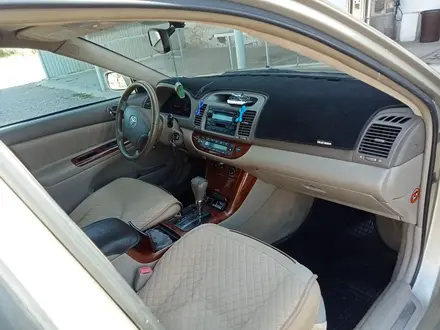 Toyota Camry 2005 года за 5 800 000 тг. в Мерке