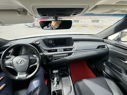 Lexus ES 250 2020 года за 25 000 000 тг. в Актау – фото 7
