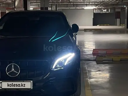 Mercedes-Benz E 400 2016 года за 22 500 000 тг. в Семей