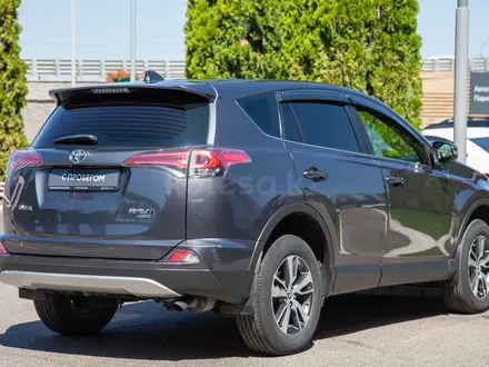 Toyota RAV4 2016 года за 9 400 000 тг. в Алматы – фото 7