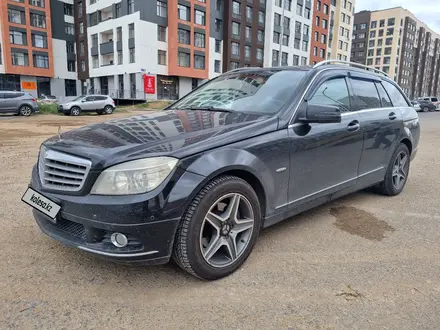 Mercedes-Benz C 200 2009 года за 5 500 000 тг. в Астана – фото 2