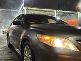 Toyota Camry 2011 годаfor4 500 000 тг. в Уральск – фото 2