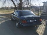 Mercedes-Benz E 230 1992 годаfor1 600 000 тг. в Жаркент – фото 3