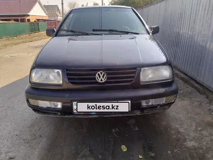 Volkswagen Vento 1993 года за 850 000 тг. в Жезказган – фото 3