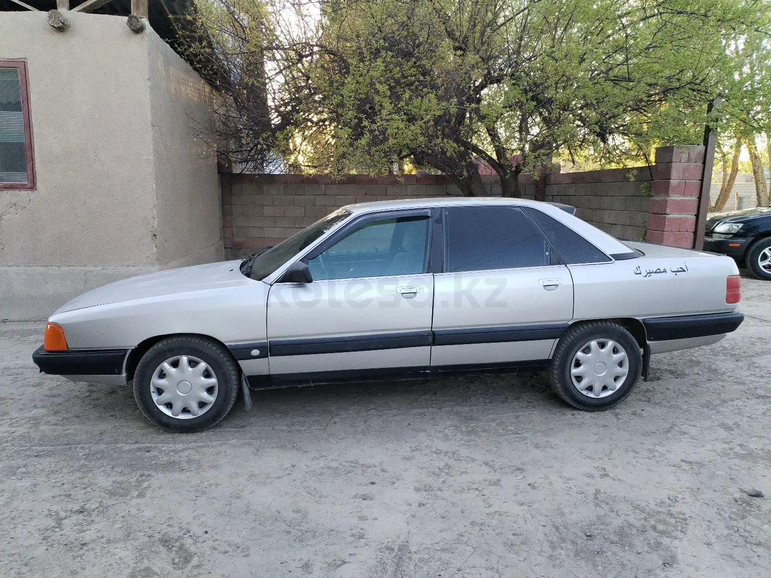 Audi 100, 1989