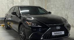 Lexus ES 250 2023 года за 23 500 000 тг. в Шымкент