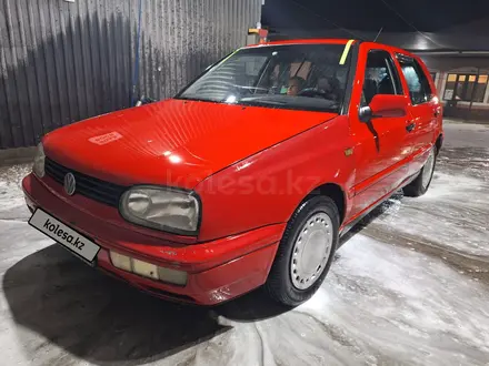 Volkswagen Golf 1997 года за 1 200 000 тг. в Алматы – фото 2