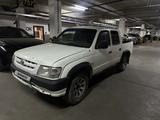 Toyota Hilux 2004 года за 3 500 000 тг. в Алматы – фото 2