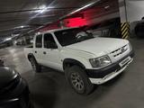 Toyota Hilux 2004 года за 3 500 000 тг. в Алматы