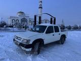 Toyota Hilux 2004 года за 2 399 000 тг. в Алматы – фото 3