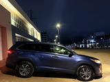 Toyota Highlander 2017 года за 11 000 000 тг. в Актау