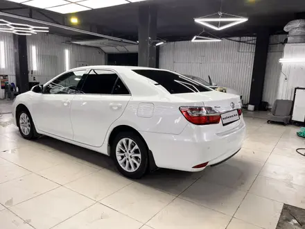 Toyota Camry 2015 года за 8 800 000 тг. в Алматы – фото 4