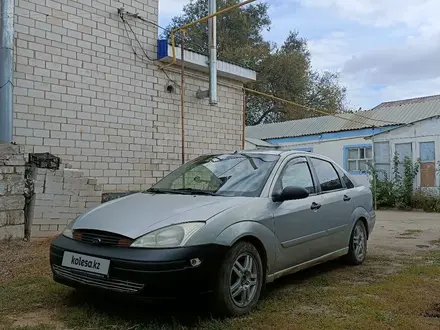 Ford Focus 2001 года за 1 500 000 тг. в Актобе – фото 2