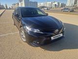 Toyota Camry 2019 годаfor13 000 000 тг. в Астана – фото 4