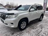 Toyota Land Cruiser Prado 2018 годаүшін17 490 000 тг. в Астана – фото 5