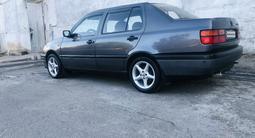 Volkswagen Vento 1993 годаfor2 100 000 тг. в Тараз – фото 3