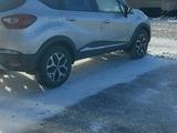 Renault Kaptur 2018 года за 6 000 000 тг. в Петропавловск – фото 2