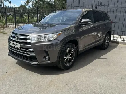 Toyota Highlander 2019 года за 18 000 000 тг. в Костанай – фото 2