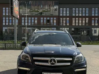 Mercedes-Benz GL 500