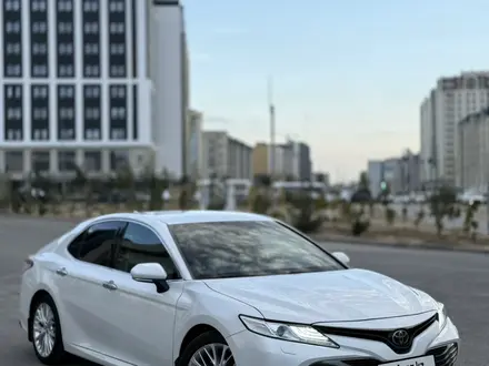 Toyota Camry 2019 года за 12 500 000 тг. в Актау – фото 4